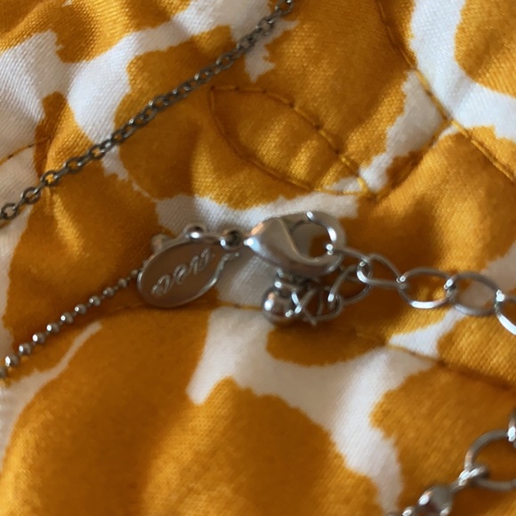 Necklaces - Picture 7 of 8